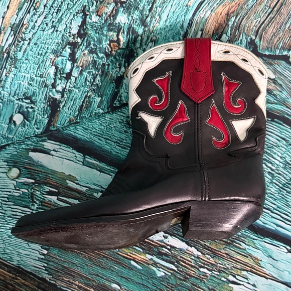Seychelles Black and Red Western Ankle Boots - Picture 8 of 12